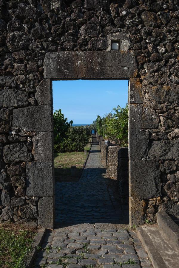 Entre Muros - Turismo Rural - Casa Com Jardim E Acesso Direto Ao Mar Ribeira Grande Exteriör bild