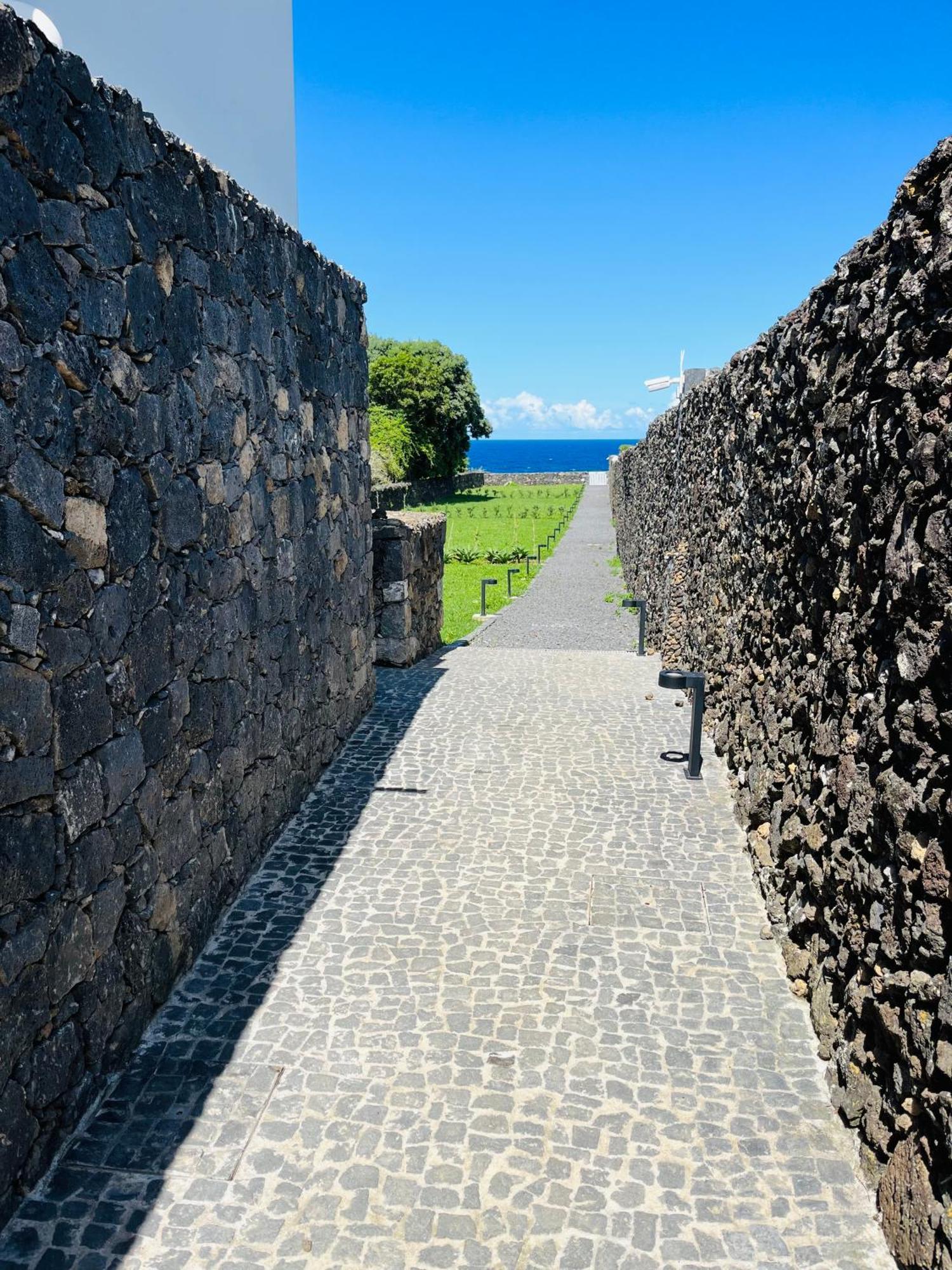 Entre Muros - Turismo Rural - Casa Com Jardim E Acesso Direto Ao Mar Ribeira Grande Exteriör bild